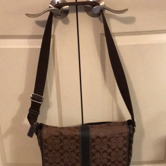 Coach vintage messenger bag - Picture 2 of 2